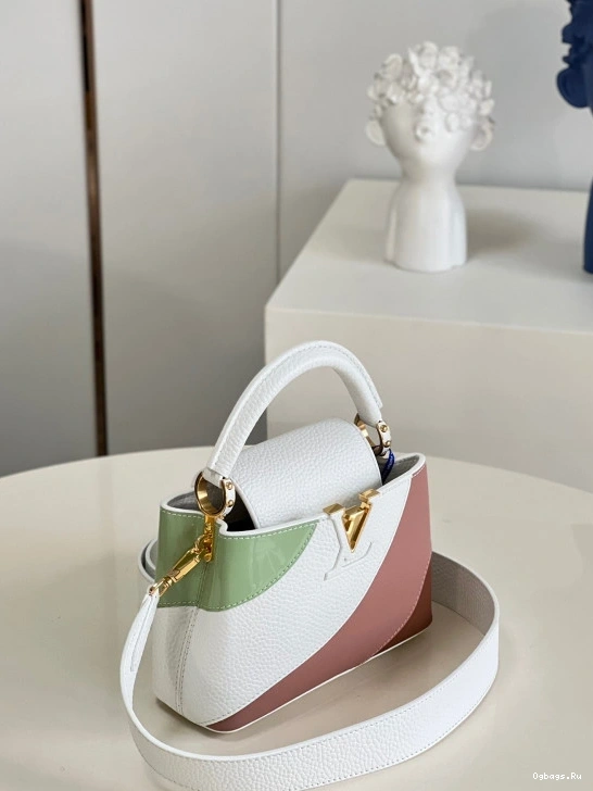 LOUIS VUITTON CAPUCINES MINI 0315